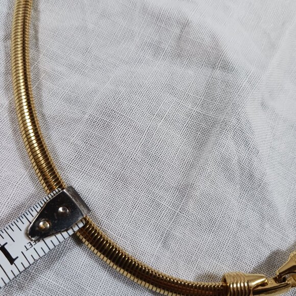 Vintage Trifari Necklace Signed Gold Tone Pink Enamel Wave Statement Choker - Picture 10 of 13